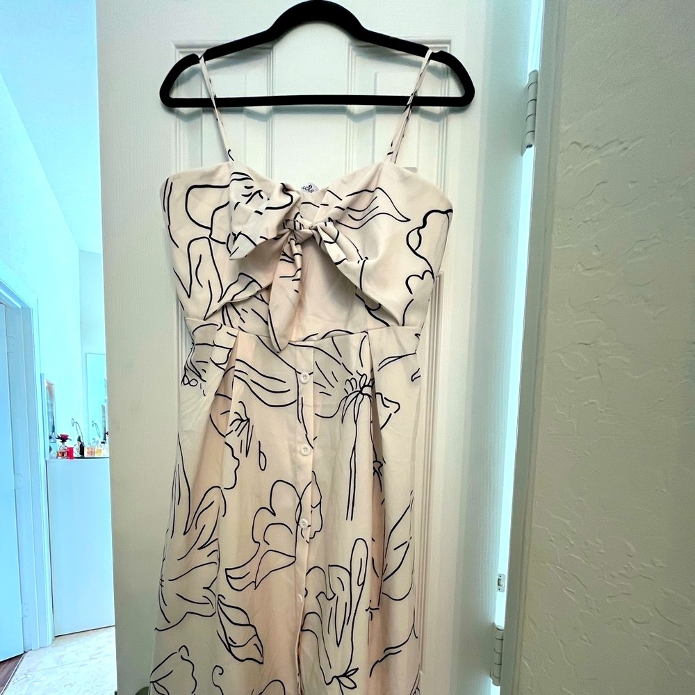 New Beautiful Light Button Down Maternity Dress - image 1